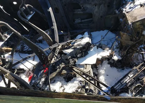 2016 Toyota Highlander Xle V6 z USA, uszkodzony, nr VIN 5TDJKRFH8GS232336